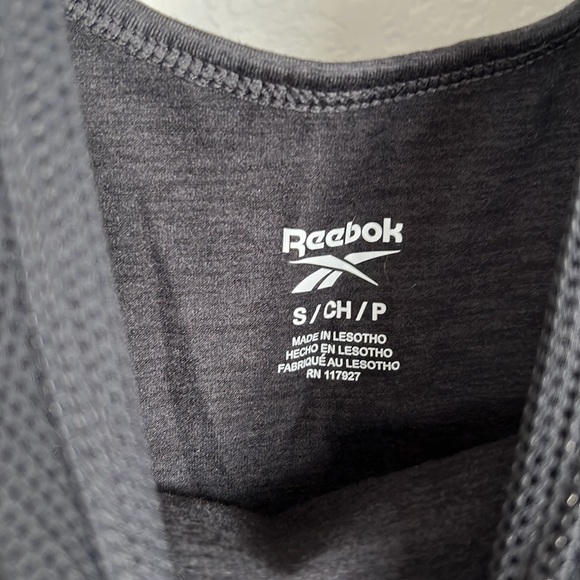 Reebok Work Out Top - Picture 3 of 5